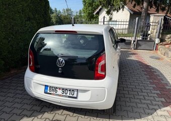 Volkswagen Up 1,0i klima tempomat výhř.sedad benzín - 6