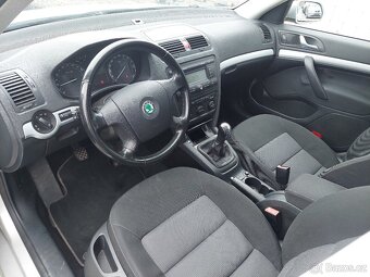 Škoda Octavia 1.6Mpi kombi , TZ - 6