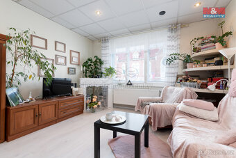 Prodej rodinného domu, 180 m², Kravaře, ul. Náměstí - 6