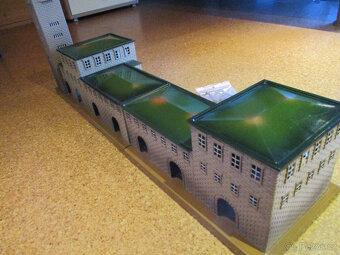 Stanice Märklin 00 2038B a 2039B Stuttgart, originální balen - 6