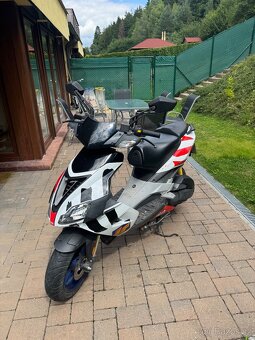 Aprilia sr 50 Ditech 2T - 6
