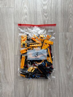 Lego 42099 - 6