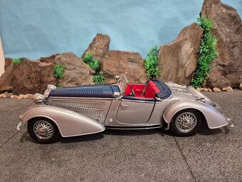 Prodám model 1:18 HORCH 855 - 6