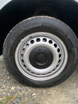 Volkswagen T5.1 2.0TDI 75kw Webasto 9miest - 6