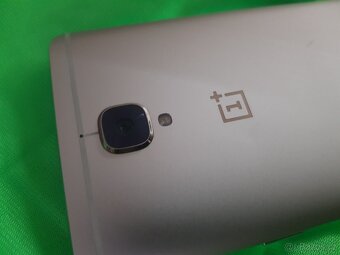 OnePlus 3 Snapdragon 820 6gb Ram plně funkční - 6