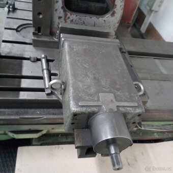 Horizontální vyvrtávačka TOS WH 80 ( rok výroby 1966 ) - 6