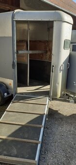 Přívěs na 2 koně IFOR WILLlAMS s přední rampou - 6