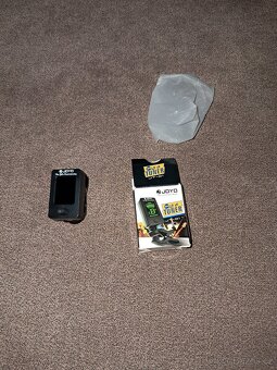 Kytara s pouzdrem - 6