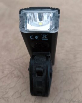 Prodám přední světlo na kolo zn. Force Alert - 6