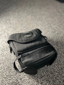 Prodám Sony a6500 se spoustou příslušenství - 6