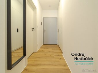 Pronájem byty 1+kk, 33 m2 - Zlín, ev.č. 22617 - 6