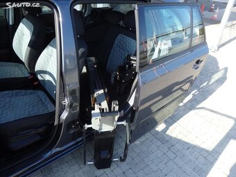 ŠKODA FABIA 1,6 77KW AUTOMAT 10/2009 KOMPLET RUČNÍ OVLÁDÁNÍ - 6