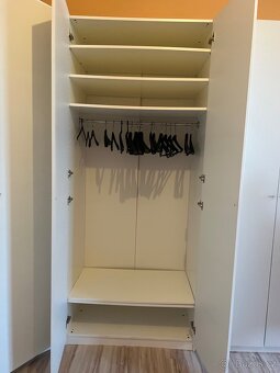 Rohová sestava- skříně do obývacího pokoje IKEA - 6