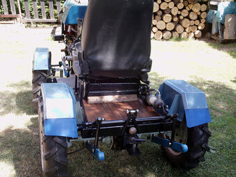 malotraktor domácí výroby 4 x 4 - 6