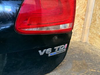 PÁTÉ DVEŘE VOLKSWAGEN TOUAREG 7P LV7B - 6