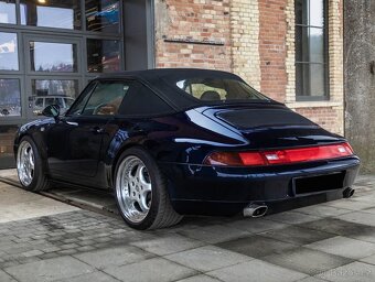 Porsche 993 Carrera Cabriolet z roku 1994 - 6