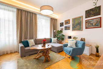 Prodej, byt 3+1 po kompletní rekonstrukci, J. Š. Baara, Česk - 6