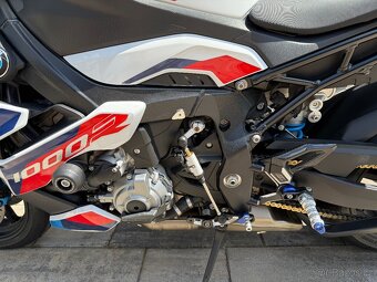 BMW M1000R - 6