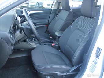Ford Focus 2,0 EcoBlue 110W Titanium ČR 1.maj  6M/T Titanium - 6