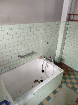 Prodej rodinného domu Javorník nad Veličkou - 6