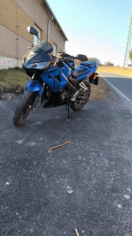 Honda CBR 125 2008 - 6