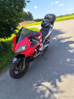 CBR 600F 81 kW RV2004 - 6