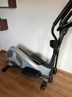 Elyptický trenažer Nordictrack E4.0 - 6