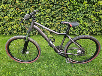 26" horské hliníkové kolo AGANG, rám 17", hydraulika - 6