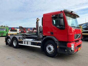 Volvo FE 320 6x2 / Nosič kontejnerů Hiab / Jen 39tkm - 6