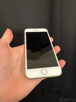 iPhone 8, 64gb White - 6