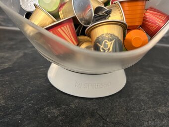 Kavovar Nespresso essenza mini piano - 6