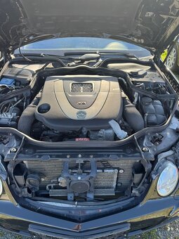 Mercedes-Benz Třídy E, 5.5 V8 E500, SUPERSTAV, MÁLO KM - 6