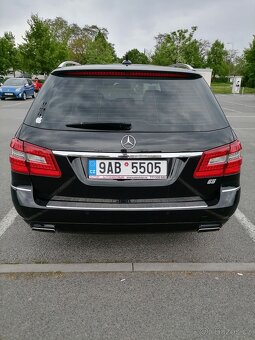 Mercedes benz e 200 2.2 nafta - 6