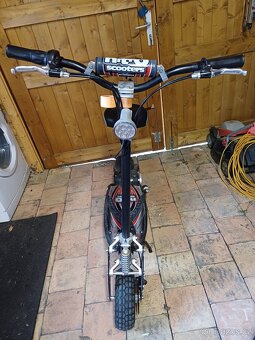 Elektrokoloběžka Nitro Scooters XE1000 - 6