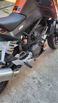 Motorka KTM 125 duke - 6