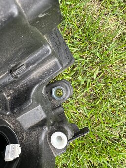 Originální pravý přední světlomet Škoda Octavia 4 předface - 6
