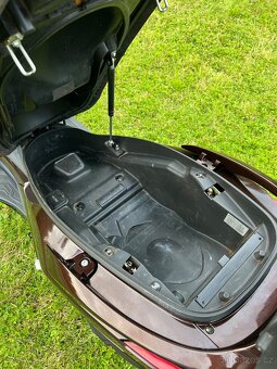 Prodám skůtr Kymco downtown 125i ABS - 6