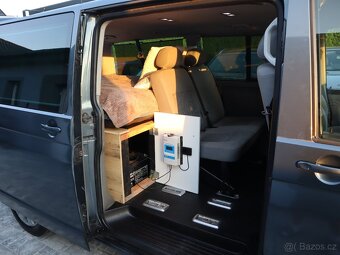 Volkswagen Transportér T5 Long 1.9 TDI 96kW Caravella,9.míst - 6