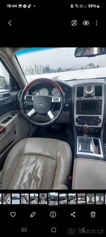 Osobní automobil Chrysler 300c - 6