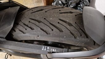 Triumph Trident 660 - 6