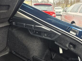 Škoda Octavia
IIII.2.0 TDI 110KW Led - 6