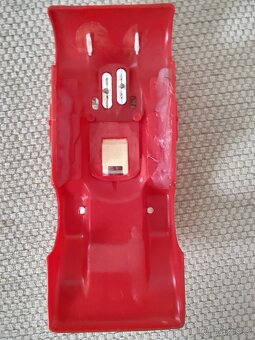 AUTÍČKO ITES SHADOW - 6