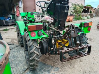 Malotraktor Mt8132.32 Motor lombardiny - 6