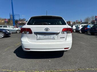 Toyota Avensis - 6