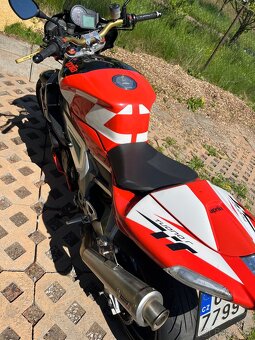 Aprilia Tuono - 6