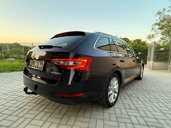 Škoda Superb 2.0 TDI DSG 110KW/Xenon/Led/Navi/2020 - 6