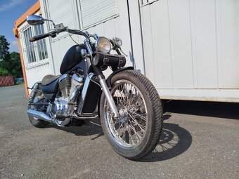 Suzuki VS 700 Intruder - 6