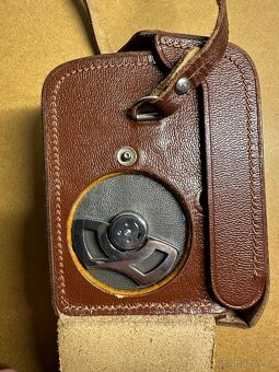 Pentacon AK8  8mm filmová kamera + originální kožený obal - 6