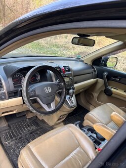 Honda CR-V 2.4 benzin  122KW Automat 4x4 - 6