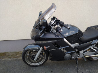 YAMAHA FJR 1300 - 6